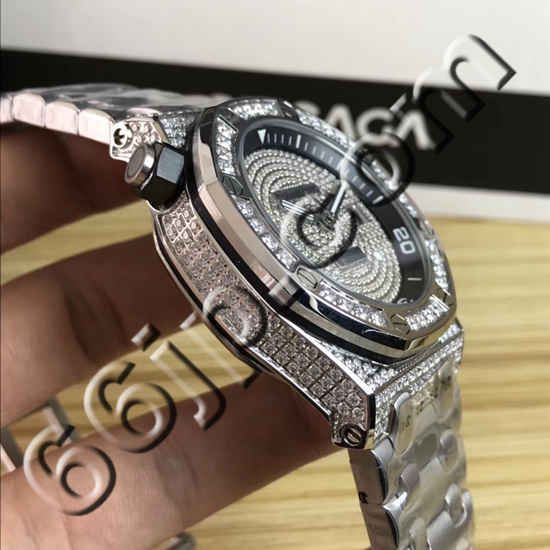 オーデマピゲ時計背面デザイン